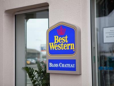 Hotel Western Château 3*