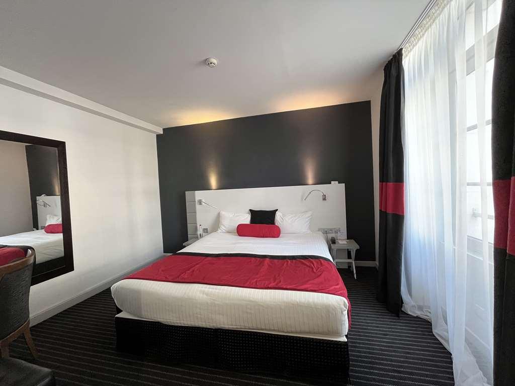Western Chateau Hotel