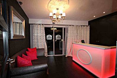 Western Chateau Hotel
