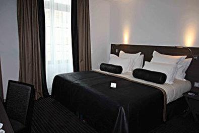 Western Chateau Hotel 3*